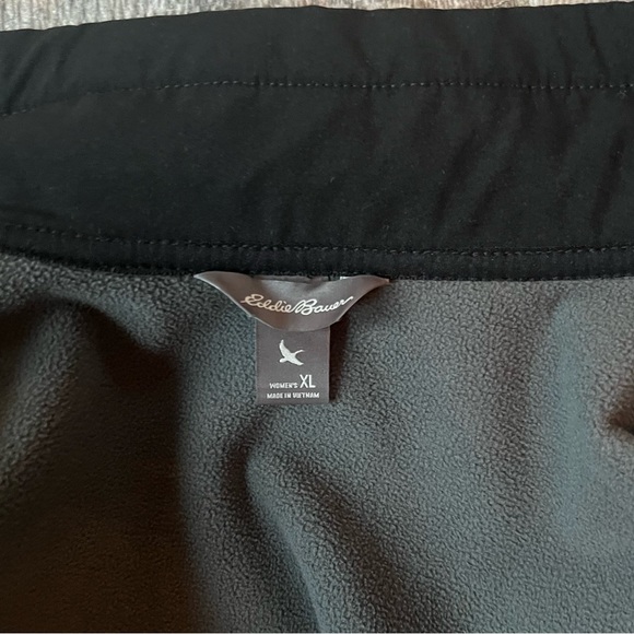 Like new Eddie Bauer xl nylon insulated drawstring waist option JACKET - Picture 11 of 15